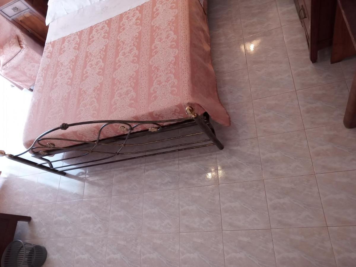 B&B Le Begonie อัสโกลีปิเชโน ภายนอก รูปภาพ