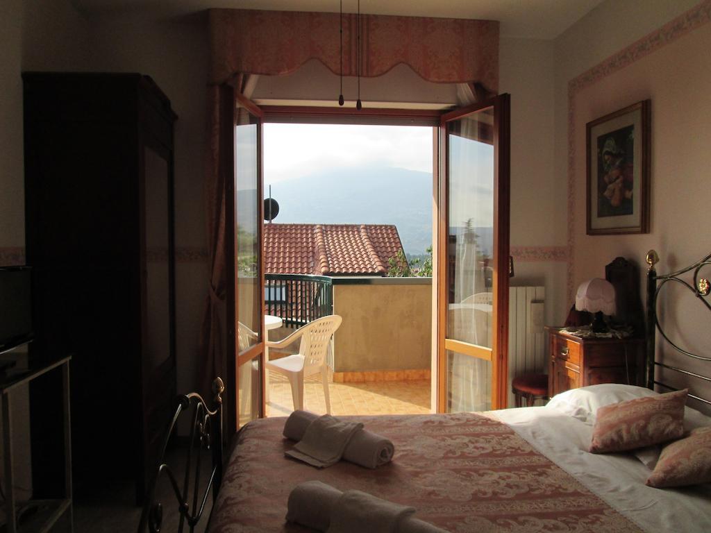 B&B Le Begonie อัสโกลีปิเชโน ห้อง รูปภาพ