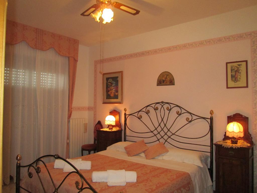 B&B Le Begonie อัสโกลีปิเชโน ห้อง รูปภาพ